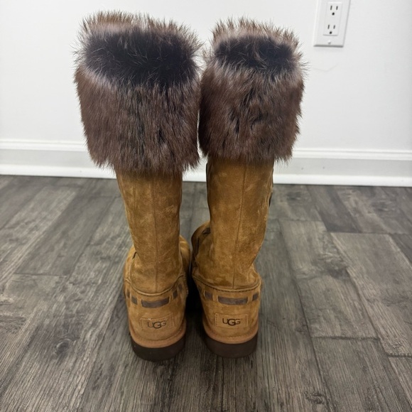 UGG Women’s Australia Rosana Boot Fur Lined Mid Calf Chestnut Size 7 US - Picture 7 of 9